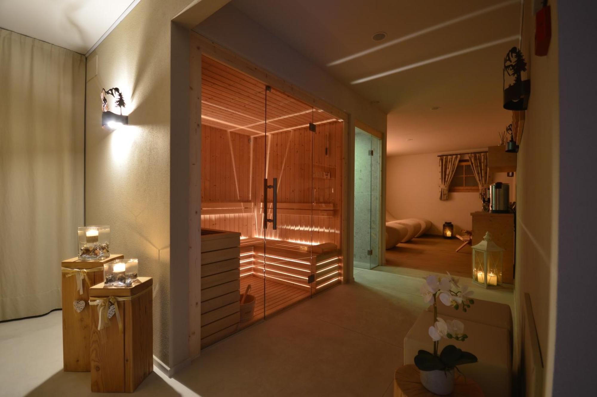 Hotel Garni Sant'Antonio Con Spa Мадона ди Кампильо Екстериор снимка